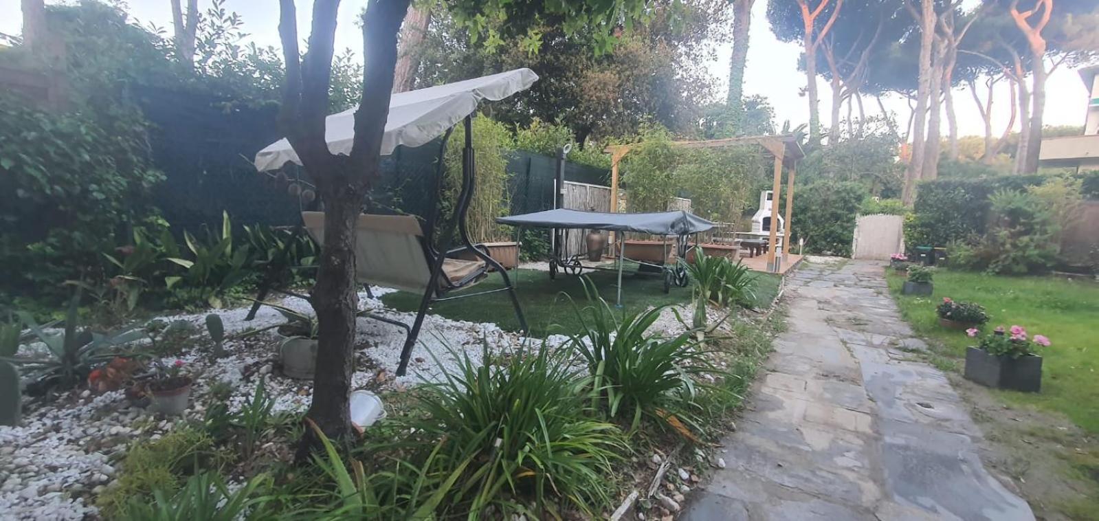 Domus Auroom grande giardino, wi-fi, free parking Viareggio Buitenkant foto